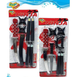 BLISTER NINJA CON SPADA PUGNALE E MANGANELLO